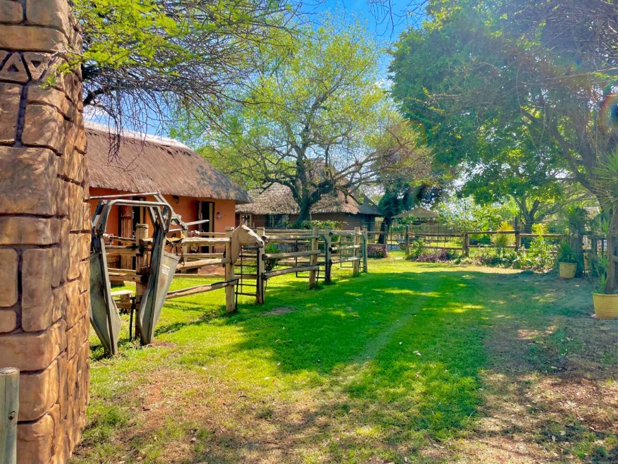 Commercial Property for Sale in Melodie North West